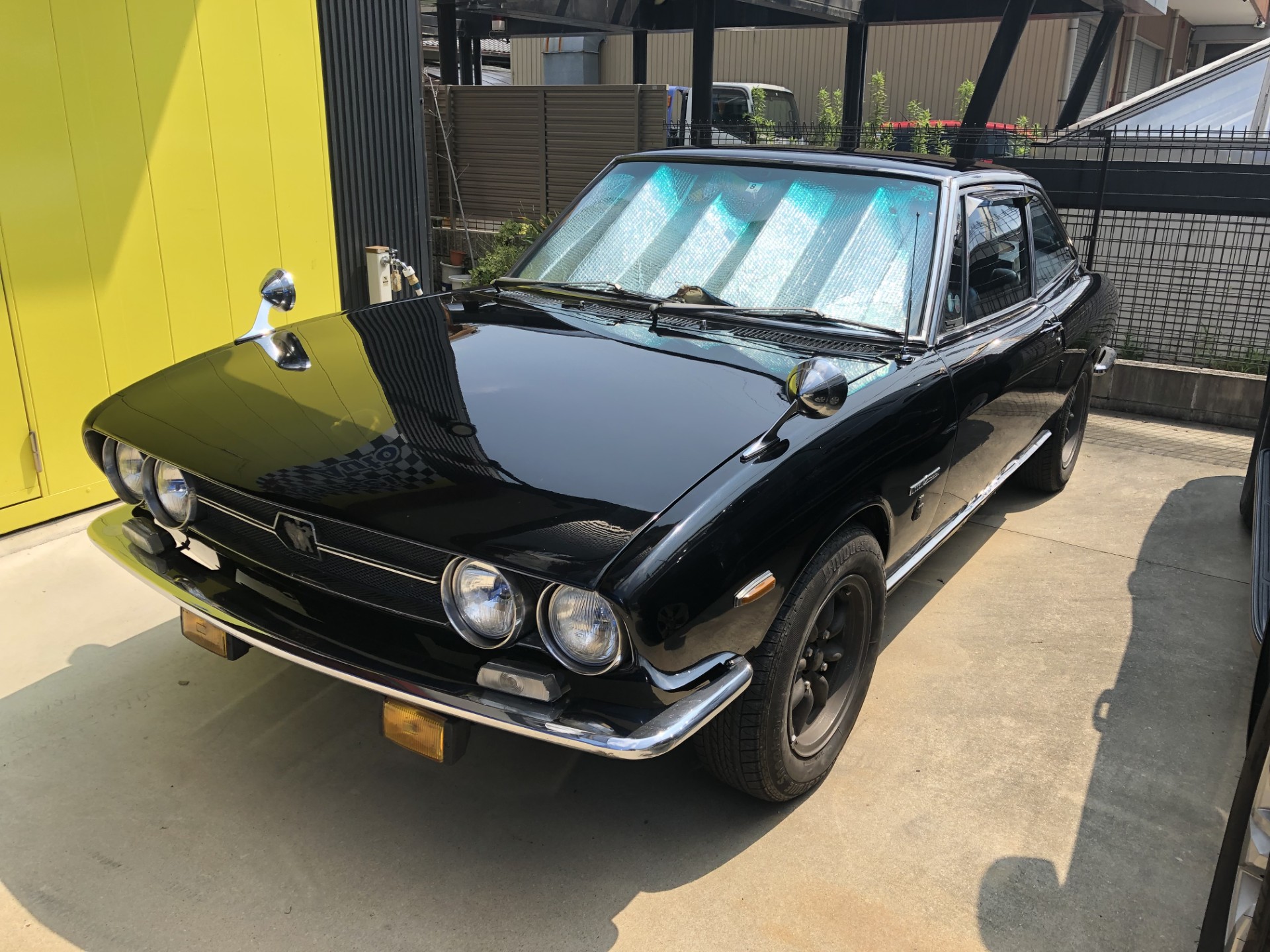 車種：いすゞ117クーペ